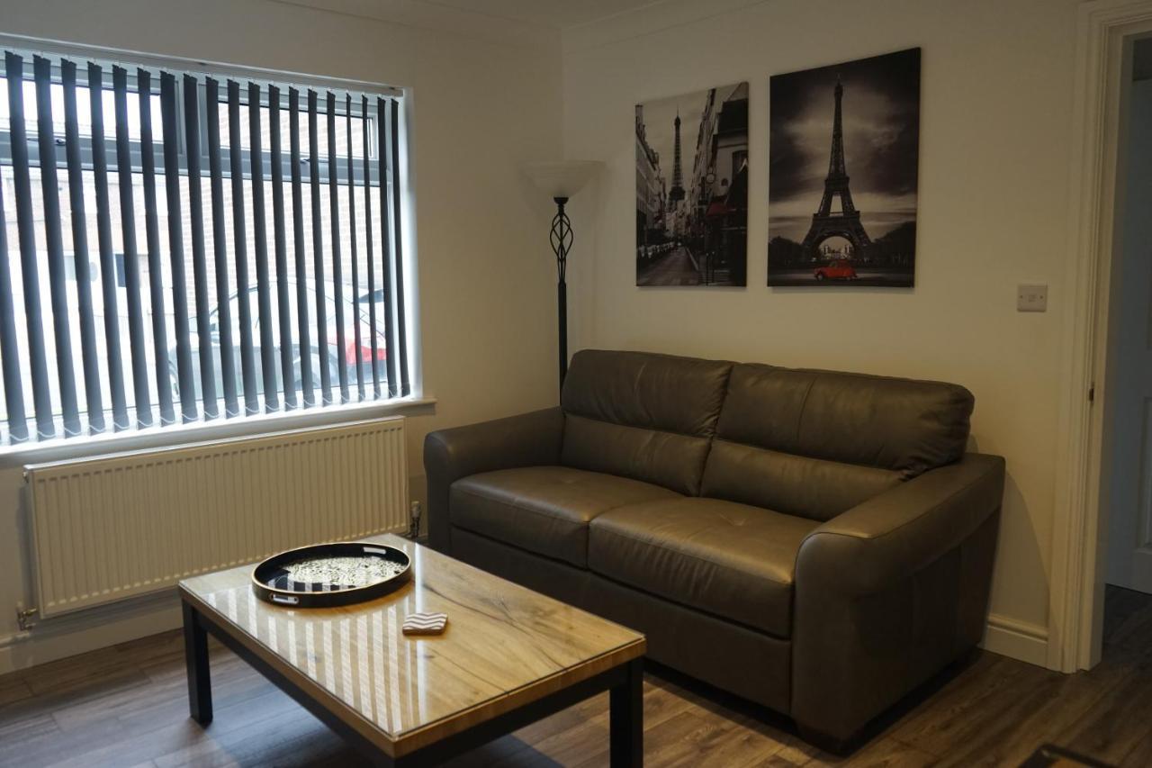 Palm House Apartment Уиднис Екстериор снимка