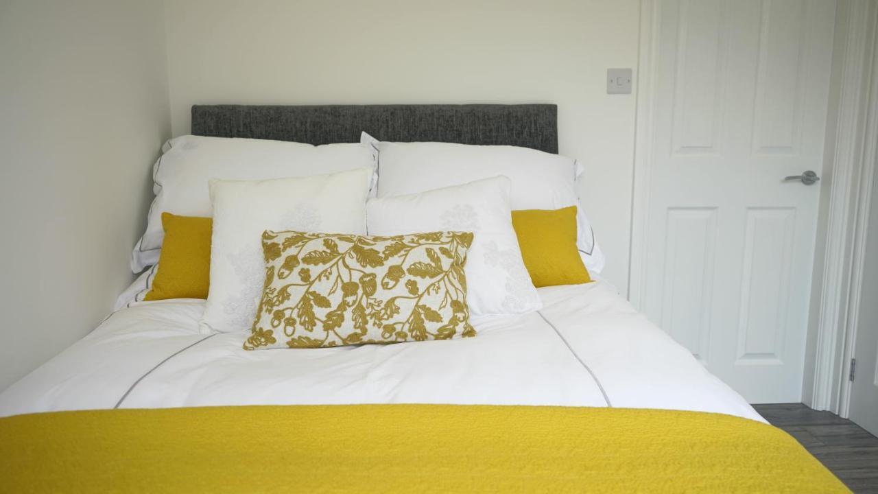 Palm House Apartment Уиднис Екстериор снимка